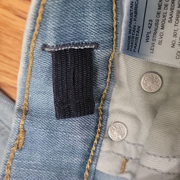 Levis Denizon Taper Distressed Jeans Size 12 - Picture 9 of 12